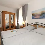 Apartamento Haus Kühlung 3 *
